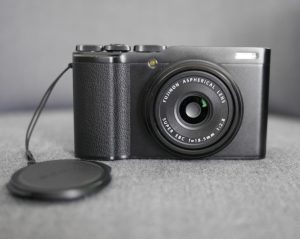 Read more about the article Fujifilm XF10